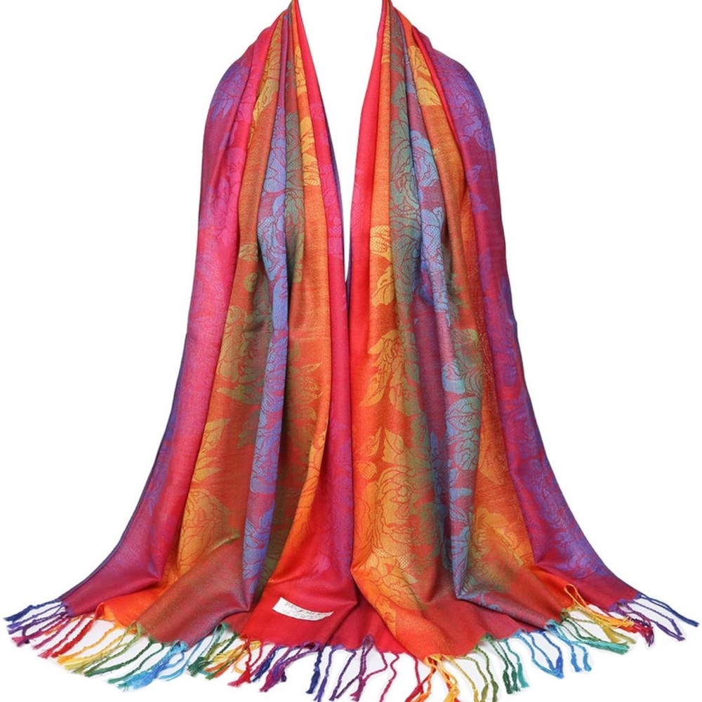 NWT SUPER SOFT and colorful pashmina